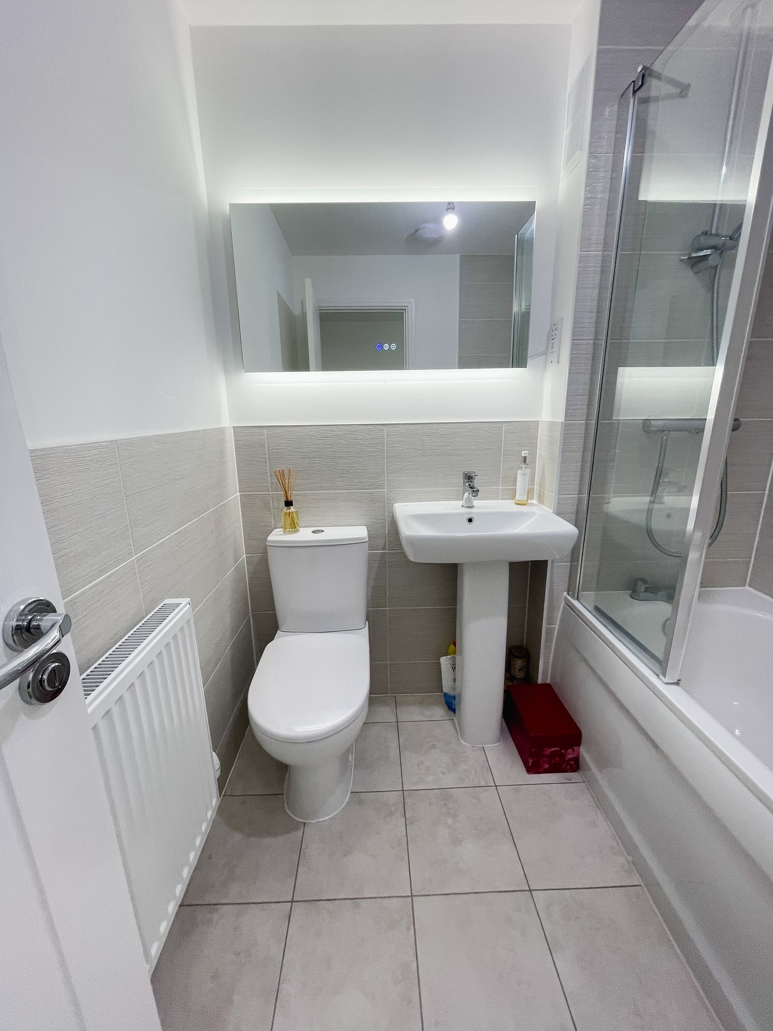 33 Dunraven Close - bathroom
