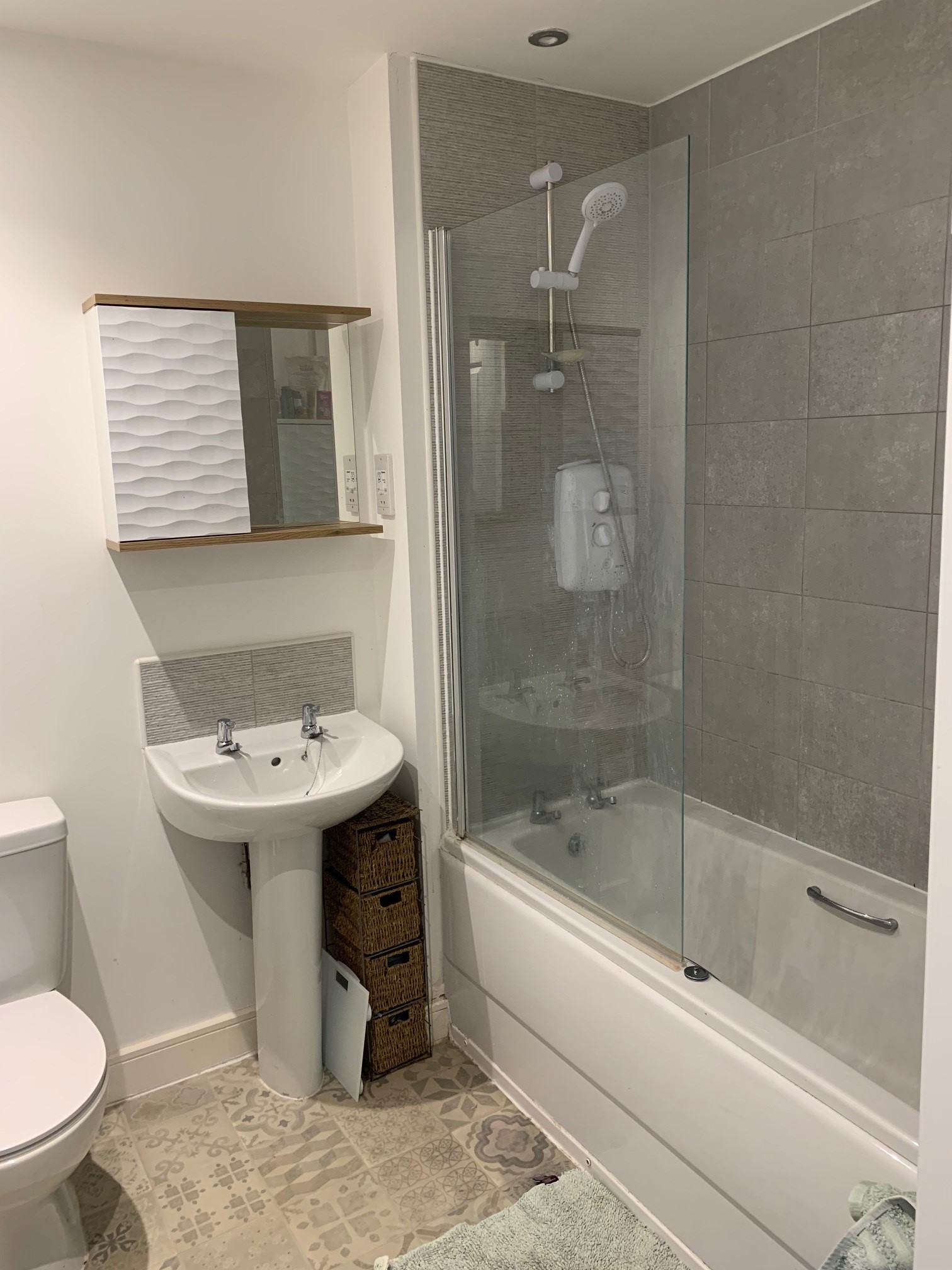 49 Caerwent - bathroom 3