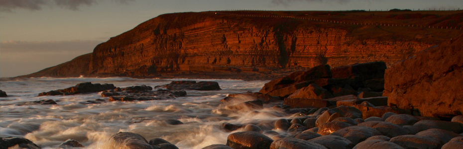 Dunraven-Bay