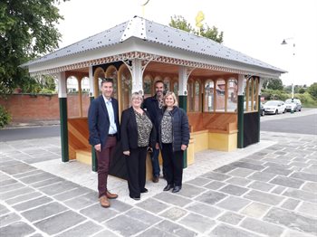 Rob Thomas at penarth shelter unveiling