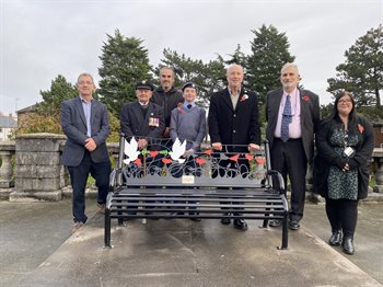 Gladstone memorial bench - 08 November 2023