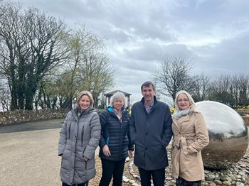 Rob Thomas and Cllr Lis Burnett visit Ty Hafan