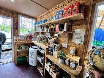 Cadoxton - food shop