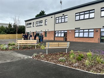 Derw Newydd - outdoor space